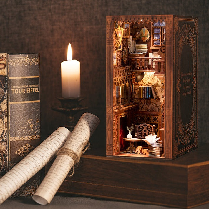 PUUZZLE DIY Booknook Kit (Eternal Bookstore)