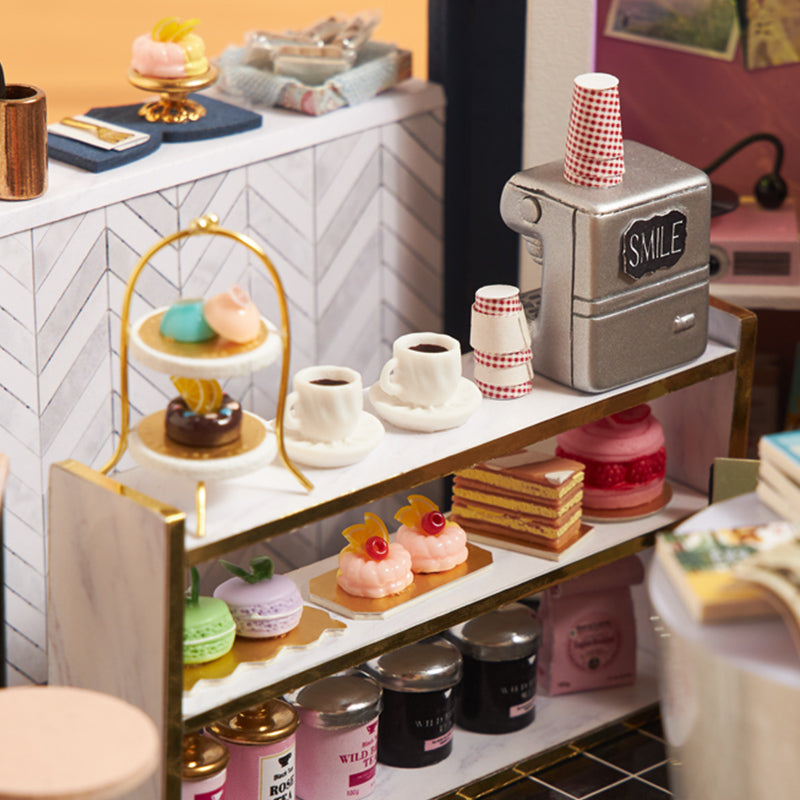 PUUZZLE 1:24 Dollhouse Kit (Book Cafe)