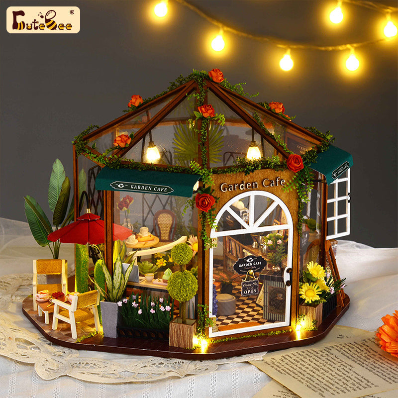 PUUZZLE 1:24 DIY Dollhouse Kit (Garden Cafe)