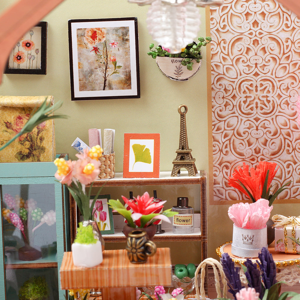 PUUZZLE  1: 24 DIY Dollhouse Kit (Jenny's Greenhouse)