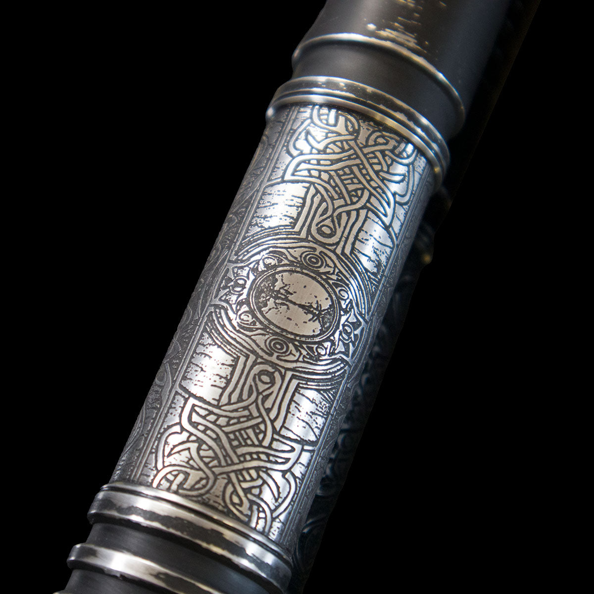 PUUZZLE™ | Eldrin (Empty Hilt) - Custom Saber