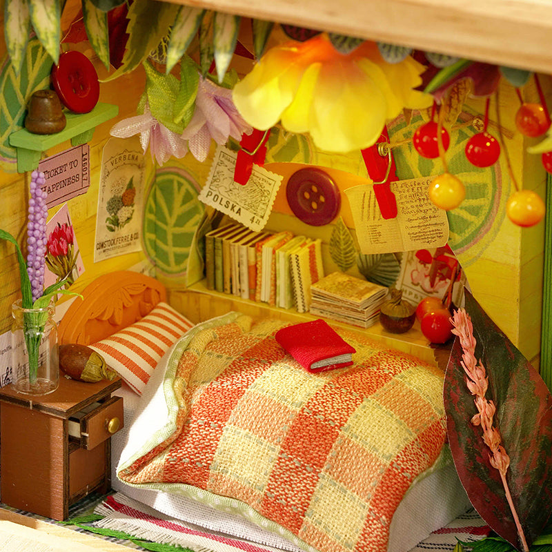 PUUZZLE 1: 24 DIY Dollhouse Kit (Small wooden box 2)